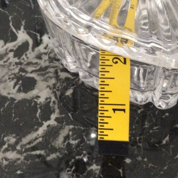 Heart Shaped Glass Storage Box Embossed Jewelry Box with Lid - Picture 4 of 4